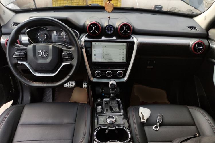 Used BAIC Off-Road BJ20 2018 1.5T CVT Luxury Model Center Console