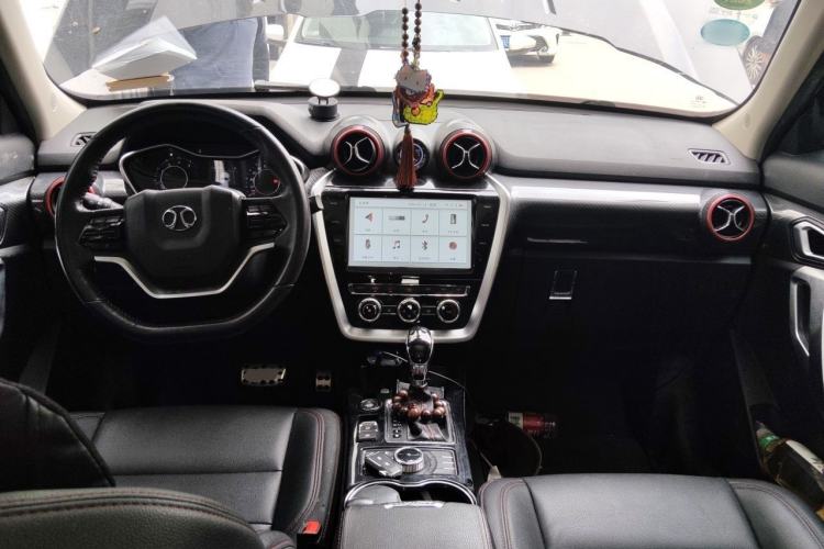 Used BAIC Off-Road BJ20 2018 1.5T CVT Luxury Model Center Console