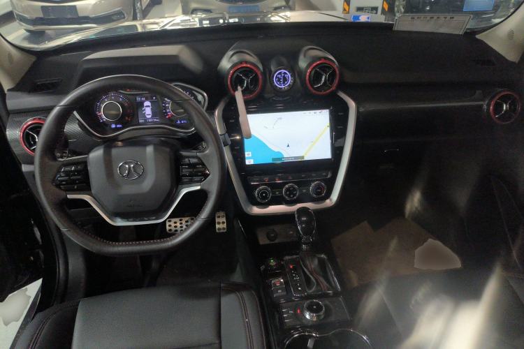 Used BAIC Off-Road BJ20 2018 1.5T CVT Luxury Model Center Console