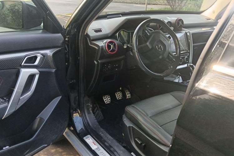 Used BAIC Off-Road BJ20 2018 1.5T Manual Luxury Edition Driver Seat