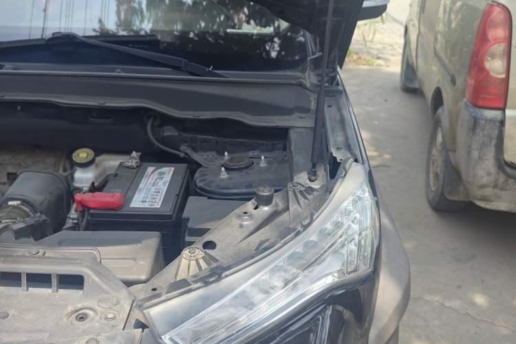 Used BAIC Off-Road BJ20 2018 1.5T CVT Luxury Model Engine Bay Left