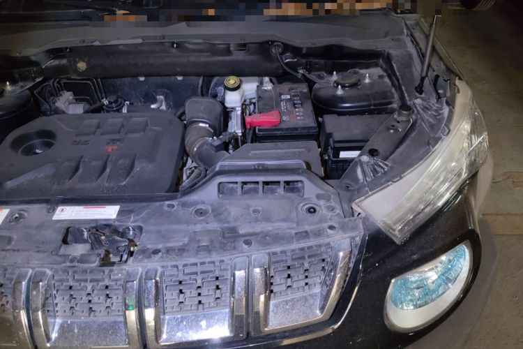 Used BAIC Off-Road BJ20 2018 1.5T Manual Luxury Edition Engine Bay Left