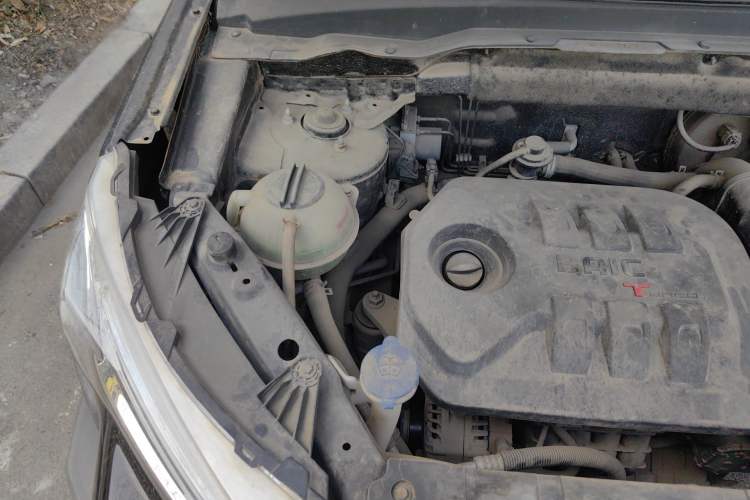 Used BAIC Off-Road BJ20 2018 1.5T Manual Luxury Edition Engine Bay Right