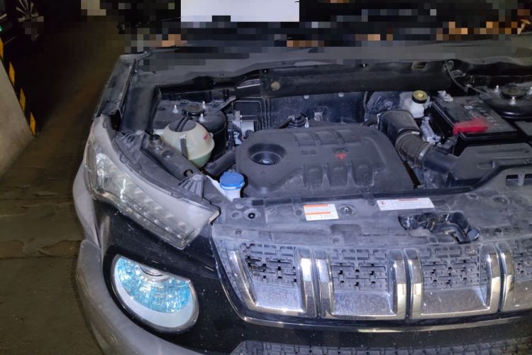 Used BAIC Off-Road BJ20 2018 1.5T Manual Luxury Edition Engine Bay Right