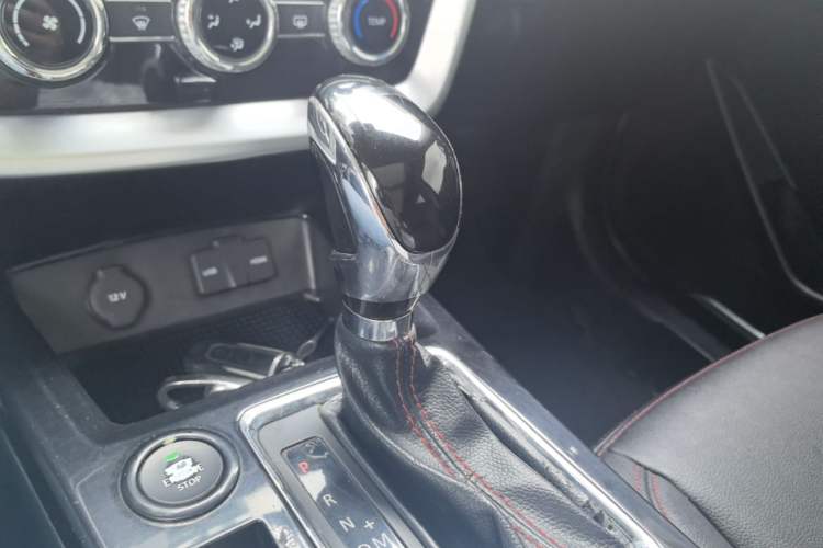 Used BAIC Off-Road BJ20 2018 1.5T CVT Luxury Model Gear Lever