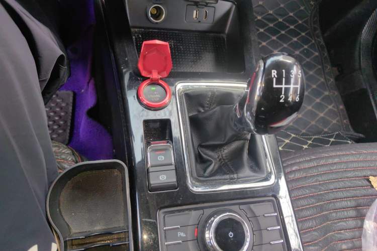 Used BAIC Off-Road BJ20 2018 1.5T Manual Luxury Edition Gear Lever