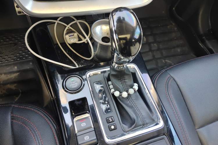 Used BAIC Off-Road BJ20 2018 1.5T CVT Luxury Model Gear Lever