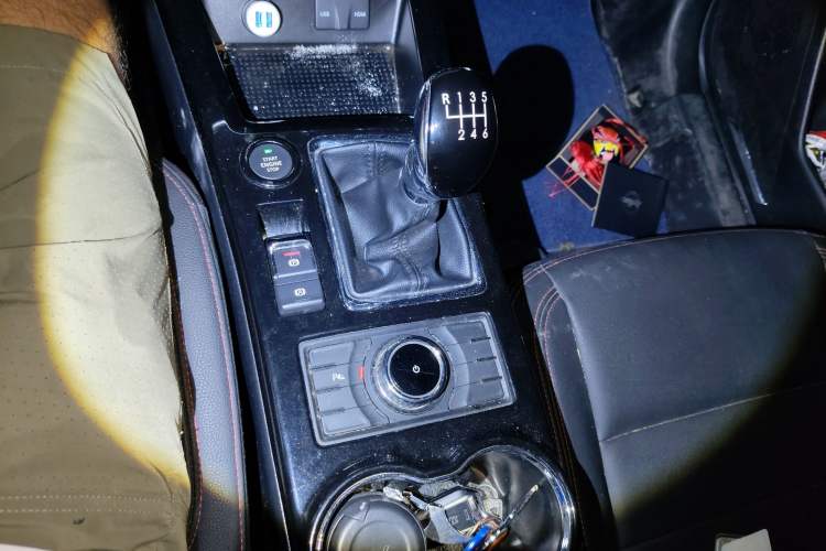 Used BAIC Off-Road BJ20 2018 1.5T Manual Luxury Edition Gear Lever