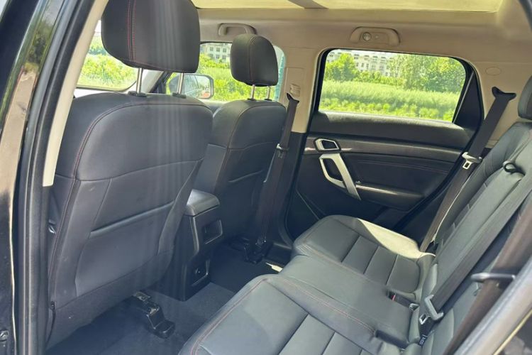 Used BAIC Off-Road BJ20 2018 1.5T CVT Luxury Model Interior 3