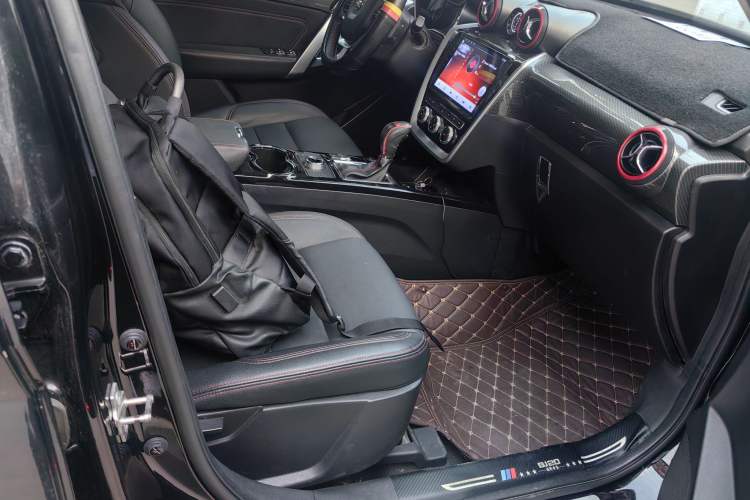 Used BAIC Off-Road BJ20 2018 1.5T CVT Luxury Model Interior 4