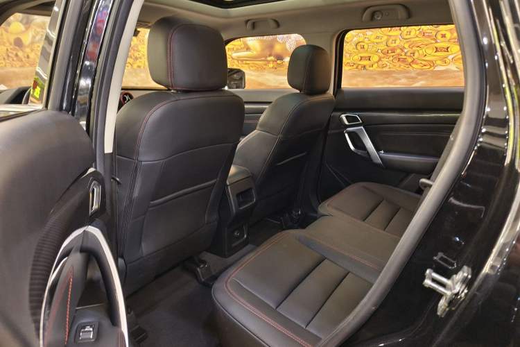 Used BAIC Off-Road BJ20 2018 1.5T CVT Luxury Model Interior 5