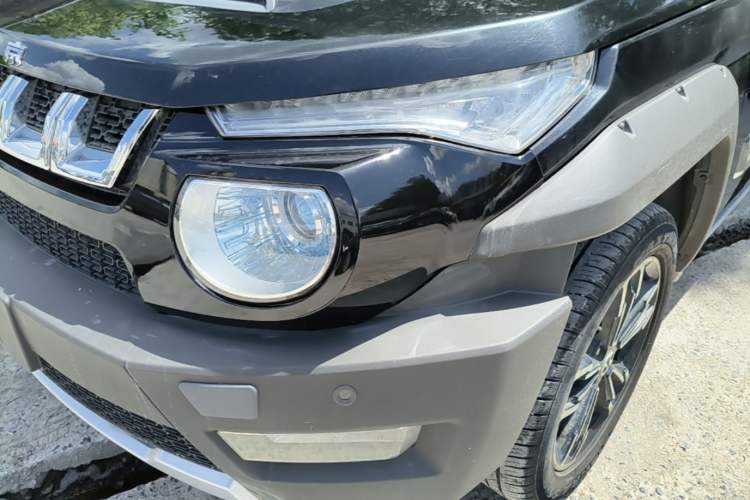 Used BAIC Off-Road BJ20 2018 1.5T CVT Luxury Model Left Front Headlight