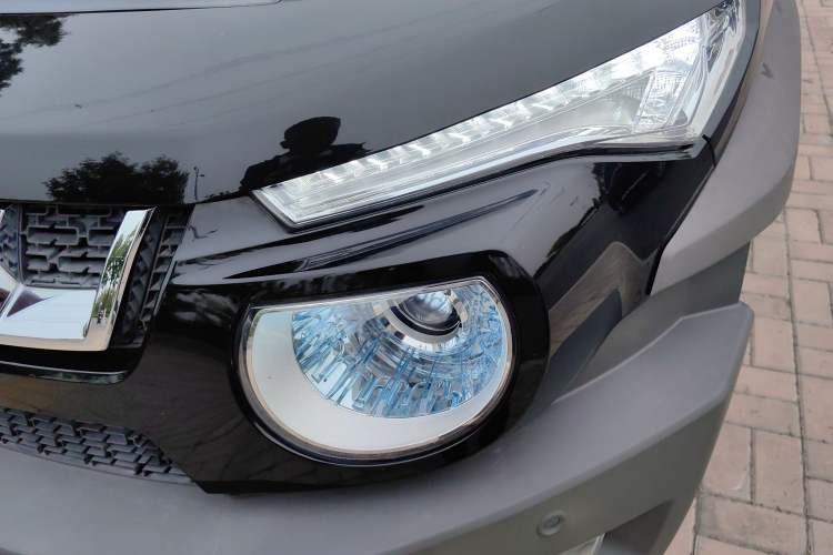 Used BAIC Off-Road BJ20 2018 1.5T CVT Luxury Model Left Front Headlight