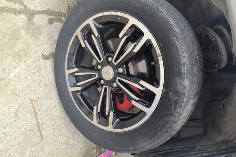 Used BAIC Off-Road BJ20 2018 1.5T CVT Luxury Model Left Front Wheel Hub