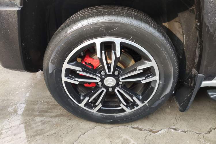 Used BAIC Off-Road BJ20 2018 1.5T CVT Luxury Model Left Front Wheel Hub