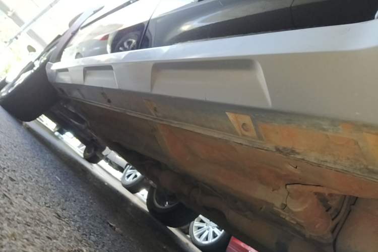Used BAIC Off-Road BJ20 2018 1.5T CVT Luxury Model Left Side Sill