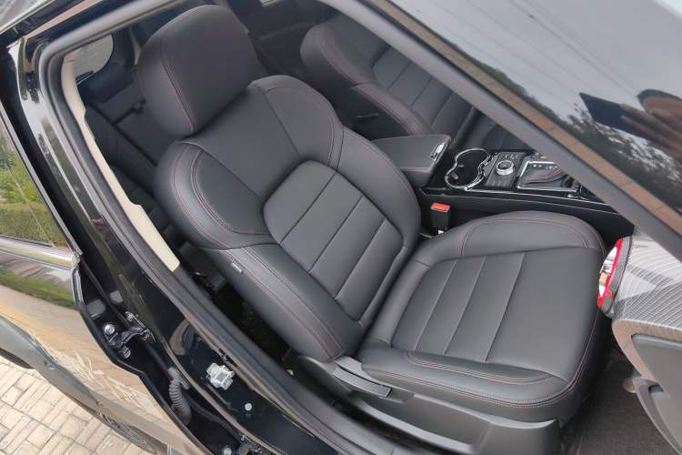 Used BAIC Off-Road BJ20 2018 1.5T CVT Luxury Model Right Front Seat