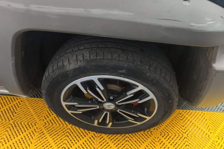 Used BAIC Off-Road BJ20 2018 1.5T CVT Luxury Model Right Front Wheel Hub