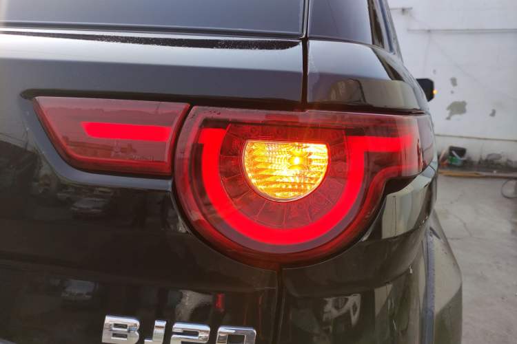 Used BAIC Off-Road BJ20 2018 1.5T CVT Luxury Model Right Rear Taillight