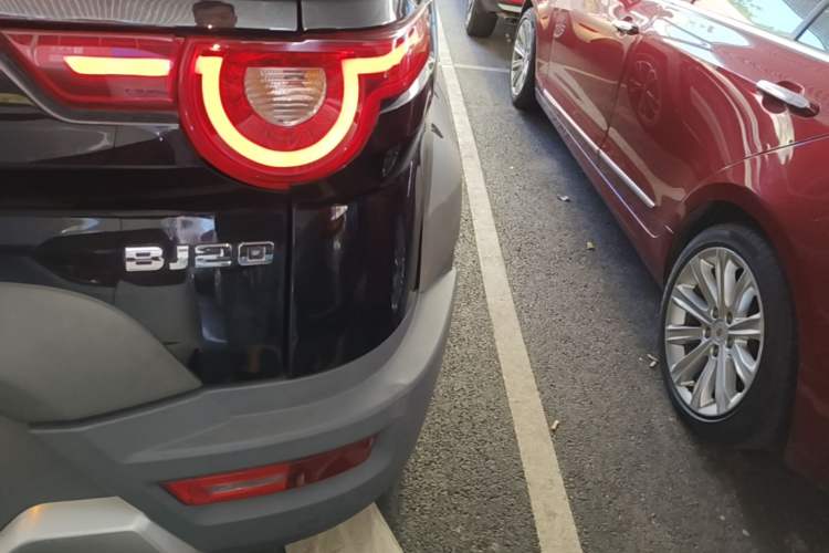 Used BAIC Off-Road BJ20 2018 1.5T CVT Luxury Model Right Rear Taillight