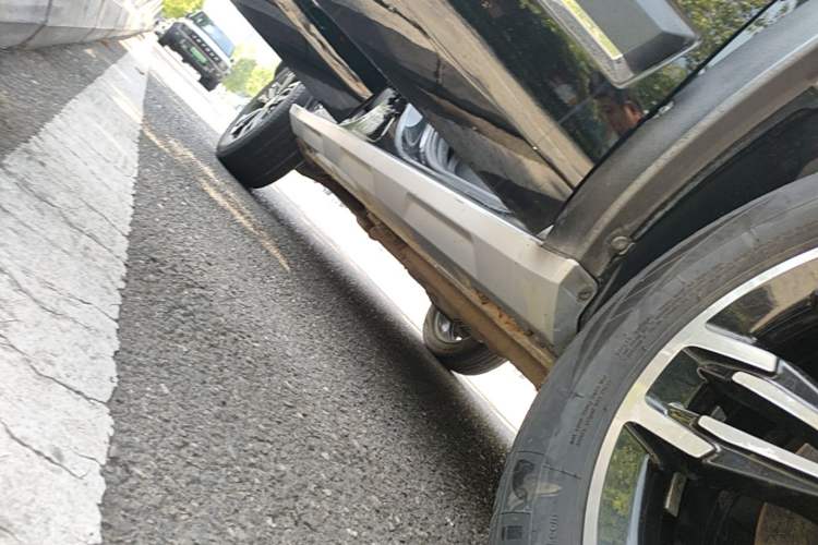 Used BAIC Off-Road BJ20 2018 1.5T CVT Luxury Model Right Side Sill