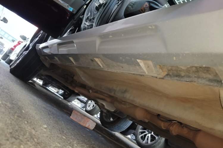 Used BAIC Off-Road BJ20 2018 1.5T CVT Luxury Model Right Side Sill