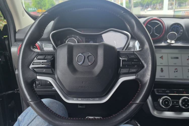 Used BAIC Off-Road BJ20 2018 1.5T CVT Luxury Model Steering Wheel