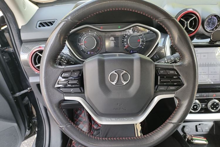 Used BAIC Off-Road BJ20 2018 1.5T CVT Luxury Model Steering Wheel