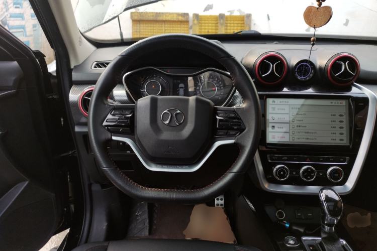 Used BAIC Off-Road BJ20 2018 1.5T CVT Luxury Model Steering Wheel