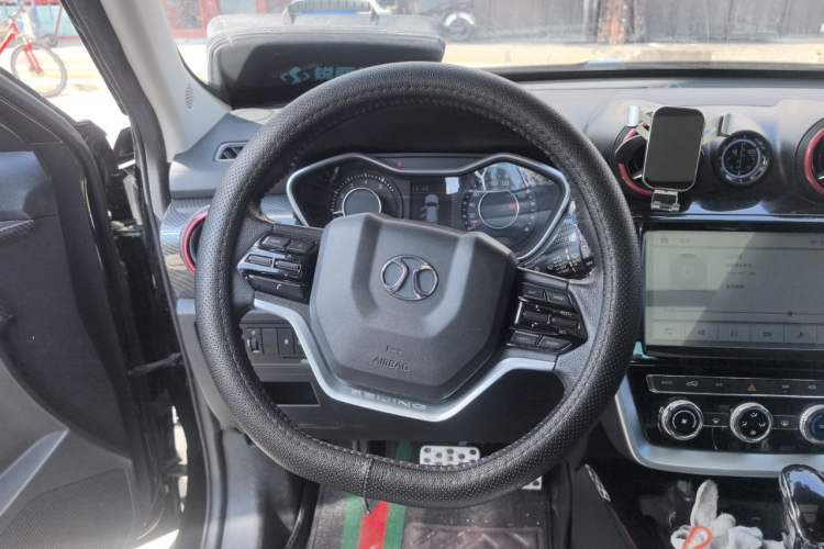 Used BAIC Off-Road BJ20 2018 1.5T CVT Luxury Model Steering Wheel