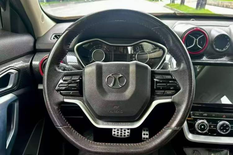 Used BAIC Off-Road BJ20 2018 1.5T CVT Luxury Model Steering Wheel
