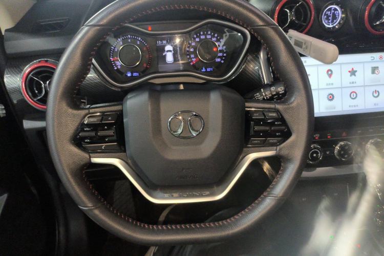 Used BAIC Off-Road BJ20 2018 1.5T CVT Luxury Model Steering Wheel
