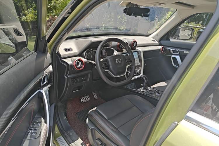 Used BAIC Off-Road BJ20 2018 1.5T CVT Luxury Model Driver Seat