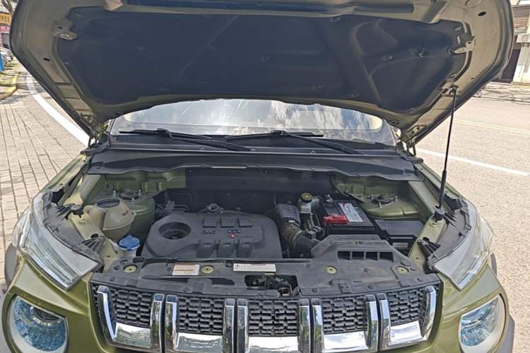 Used BAIC Off-Road BJ20 2018 1.5T CVT Luxury Model Engine Bay