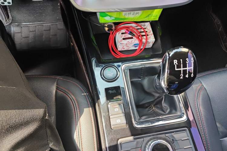 Used BAIC Off-Road BJ20 2018 1.5T Manual Luxury Edition Gear Lever