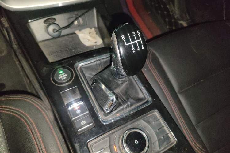 Used BAIC Off-Road BJ20 2018 1.5T Manual Luxury Edition Gear Lever