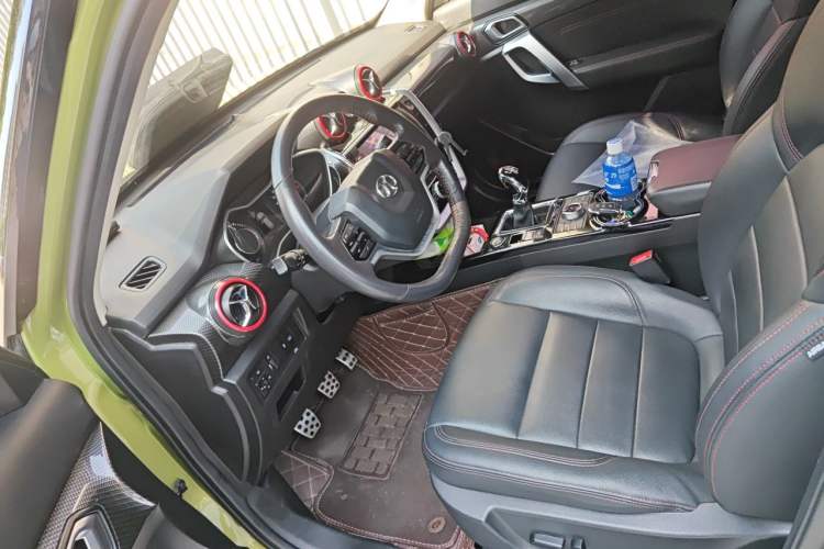 Used BAIC Off-Road BJ20 2018 1.5T Manual Luxury Edition Left Front Seat