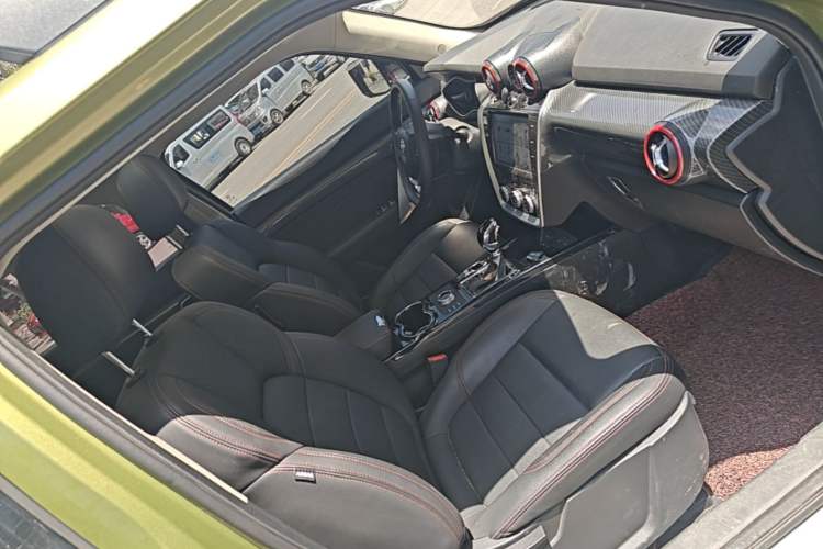 Used BAIC Off-Road BJ20 2018 1.5T CVT Luxury Model Right Front Seat