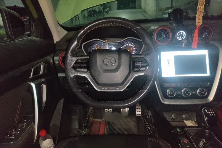 Used BAIC Off-Road BJ20 2018 1.5T Manual Luxury Edition Steering Wheel