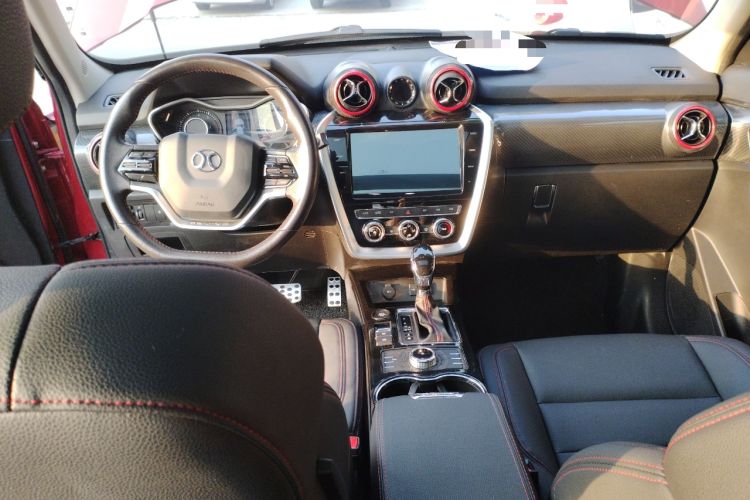 Used BAIC Off-Road BJ20 2018 1.5T CVT Luxury Model Center Console