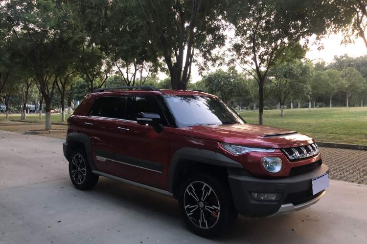 Used BAIC Off-Road BJ20 2018 1.5T CVT Luxury Model Exterior 3