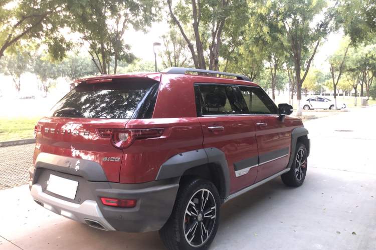 Used BAIC Off-Road BJ20 2018 1.5T CVT Luxury Model Exterior 5
