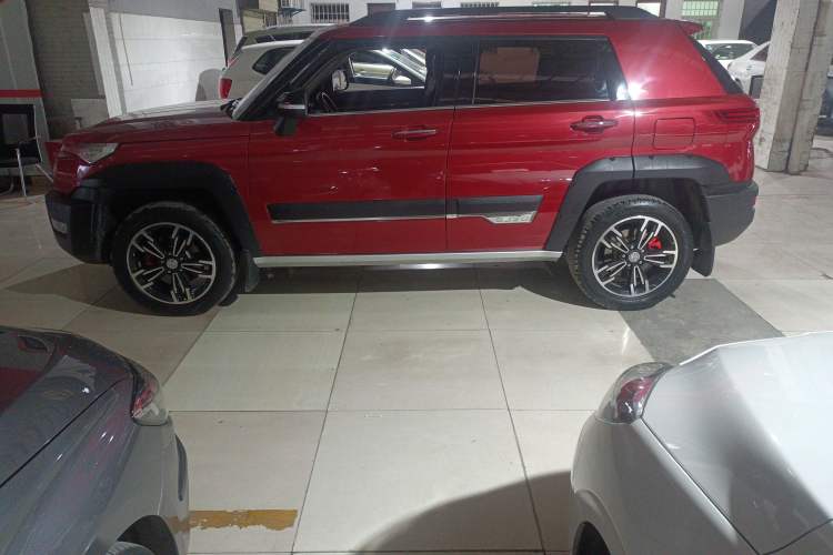 Used BAIC Off-Road BJ20 2018 1.5T CVT Luxury Model Exterior 5