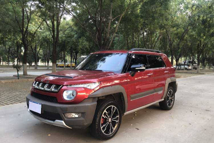Used BAIC Off-Road BJ20 2018 1.5T CVT Luxury Model Exterior 6