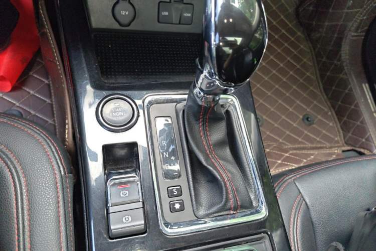 Used BAIC Off-Road BJ20 2018 1.5T CVT Luxury Model Gear Lever