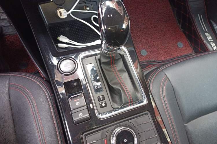 Used BAIC Off-Road BJ20 2018 1.5T CVT Luxury Model Gear Lever