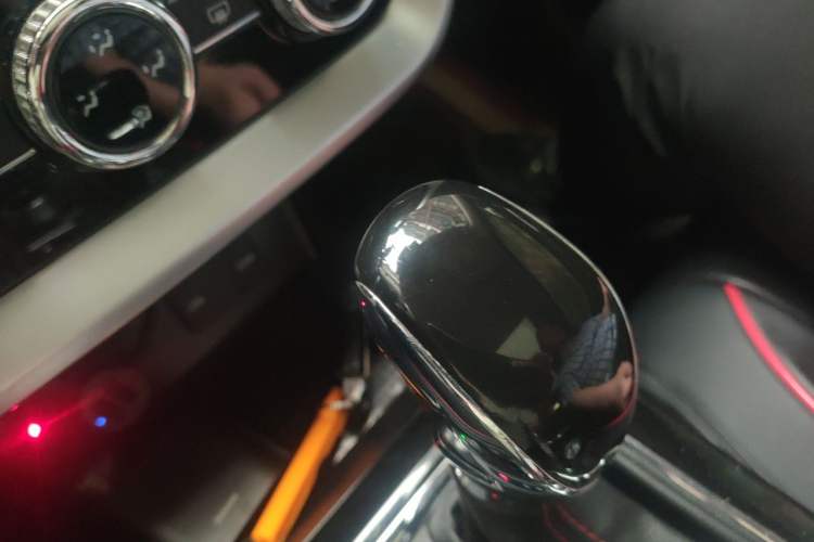 Used BAIC Off-Road BJ20 2018 1.5T CVT Luxury Model Gear Lever