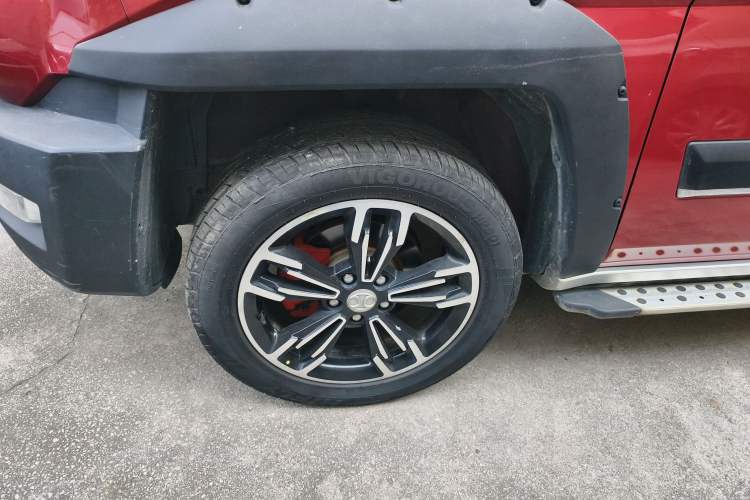 Used BAIC Off-Road BJ20 2018 1.5T CVT Luxury Model Left Front Wheel Hub