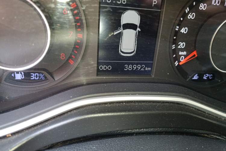 Used BAIC Off-Road BJ20 2018 1.5T CVT Luxury Model Odometer Close Up