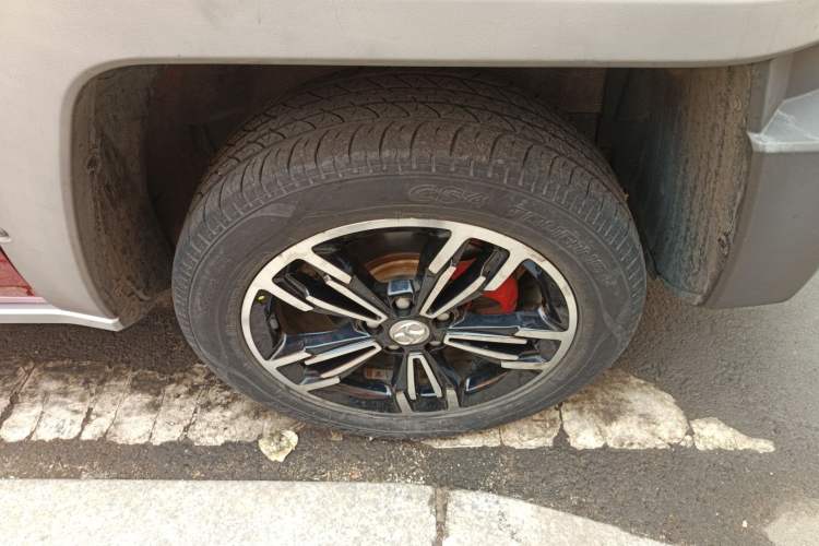 Used BAIC Off-Road BJ20 2018 1.5T CVT Luxury Model Right Front Wheel Hub